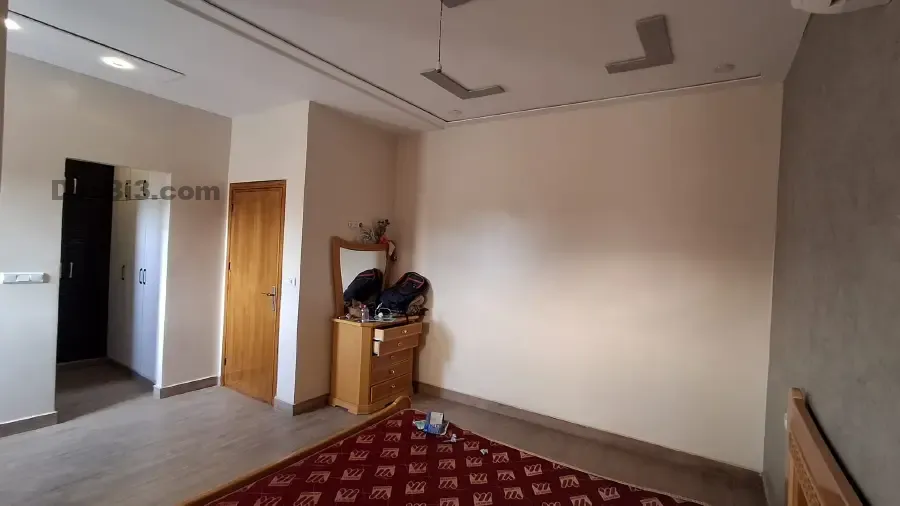 منزل للبيع ذو طابقين داخل فالدعم