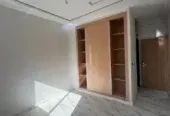 شقة للبيع بواجهتين عين الشقف
