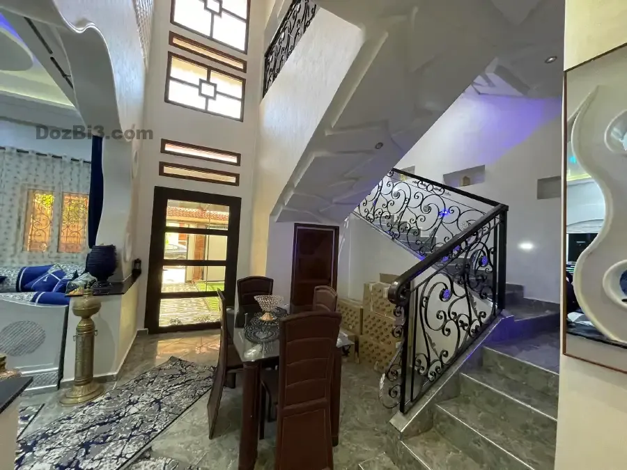 Villa à Vendre Meublée avec piscine privée Tamansourt
