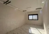 شقة للبيع بواجهتين عين الشقف