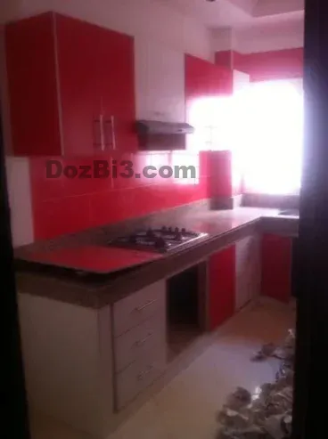 appartement disponible a la location diour jamaa