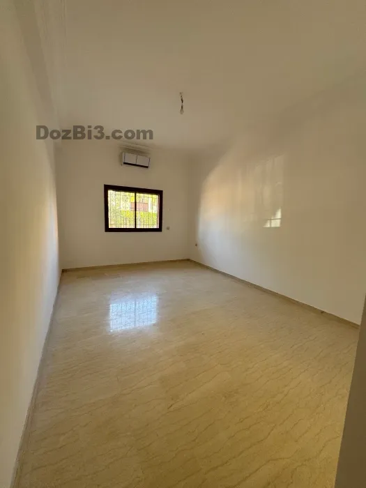 Appartement vide à vendre Route de Casa