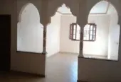 Appartement vide à louer au quartier Charaf