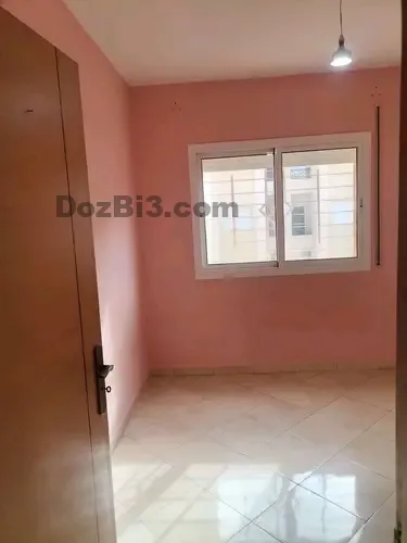 شقة للكراء كينزي 2 طبق الثالث