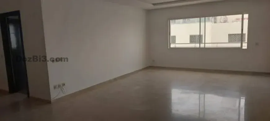 magnifique appartement à Ain diab