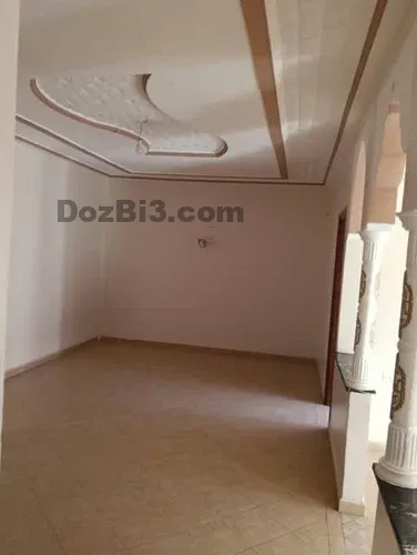 Appartement vide à louer au quartier Charaf