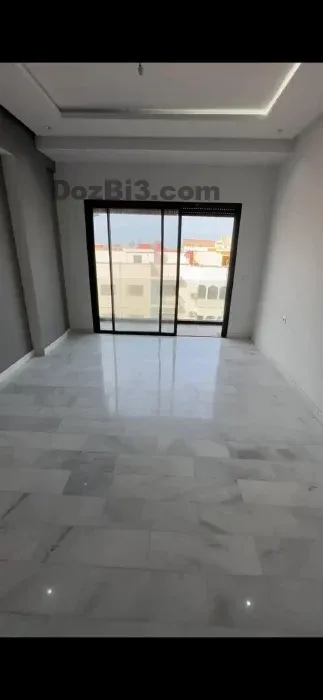 Studio vide à Louer longue durée Cartier Oulfa