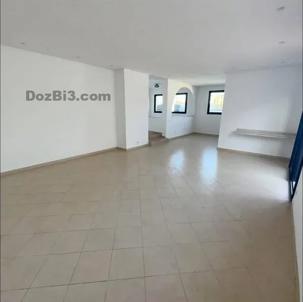 Superbe villa à louer quartier chantilly