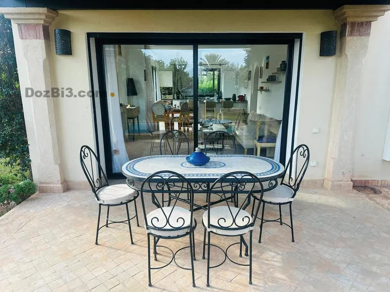 VÉRITABLE VILLA AVEC PISCINE PRIVER A LOUER