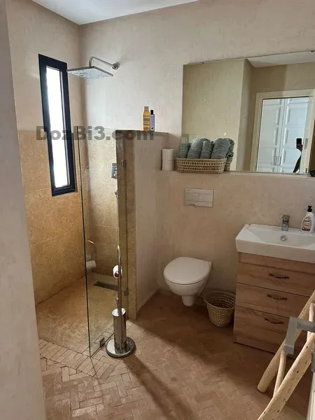VÉRITABLE VILLA AVEC PISCINE PRIVER A LOUER