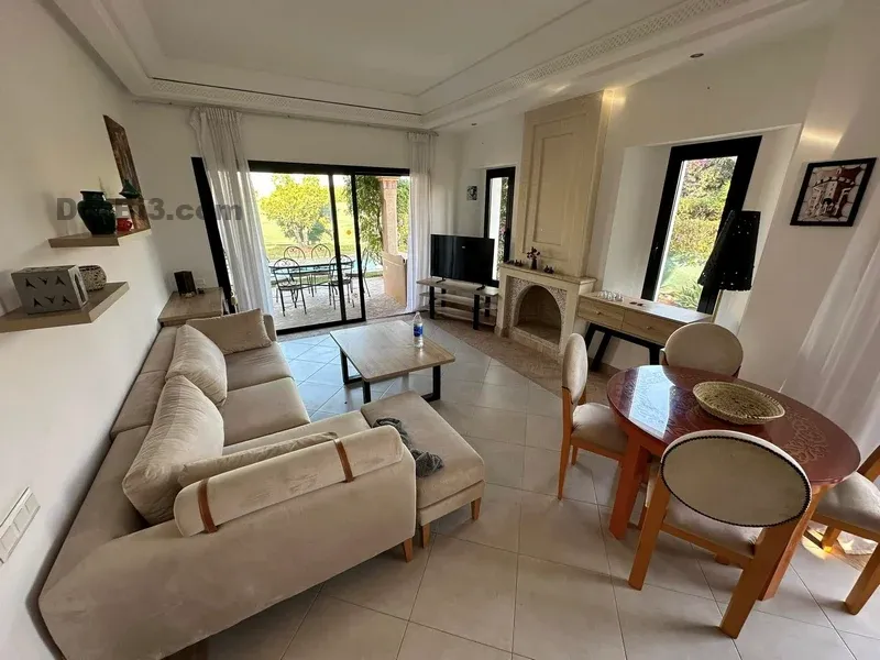 VÉRITABLE VILLA AVEC PISCINE PRIVER A LOUER
