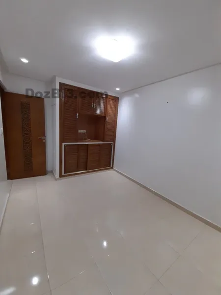 appartement vide à louer Hay El Fath