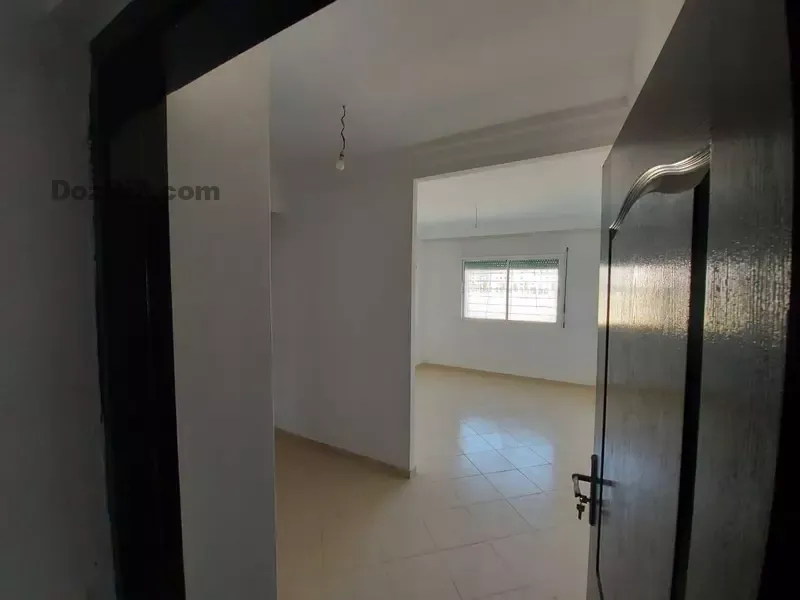 شقة محفظة للبيع المجمع السكني الجامعي باب الأندلس