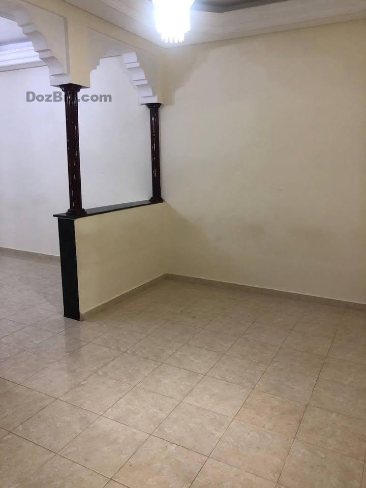 شقة في الطابق الاول