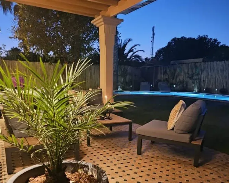 Location Villa avec Piscine Privée (chauffée)