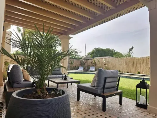 Location Villa avec Piscine Privée (chauffée)