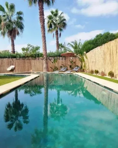Location Villa avec Piscine Privée (chauffée)