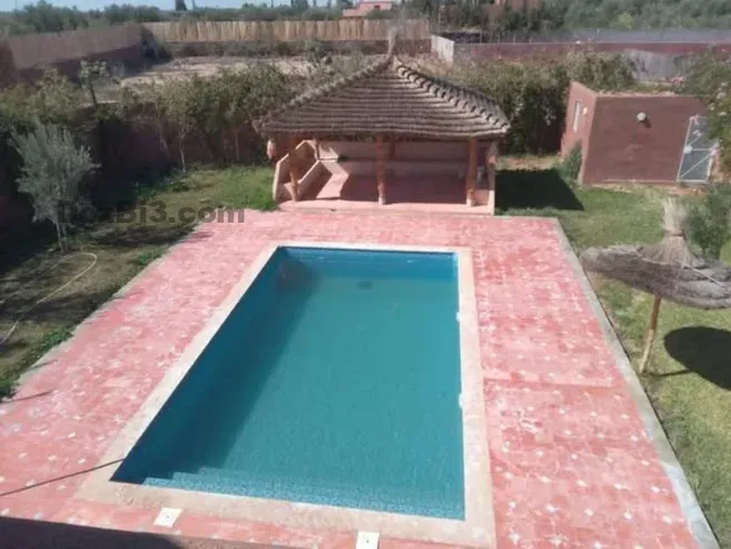 Nouvelles Villa à louer avec piscine route de Fès