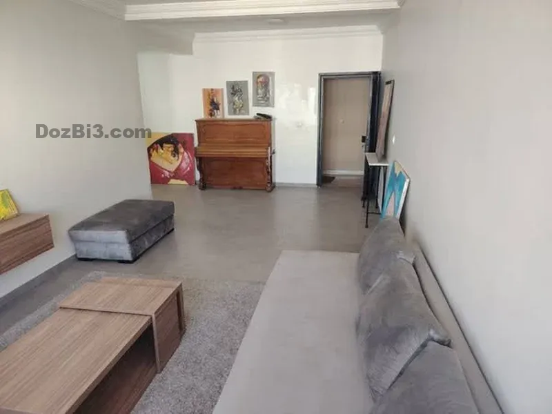 Studio meuble à louer avenue des fars