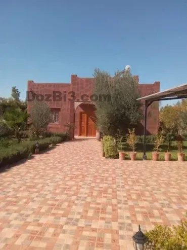 Nouvelles Villa à louer avec piscine route de Fès