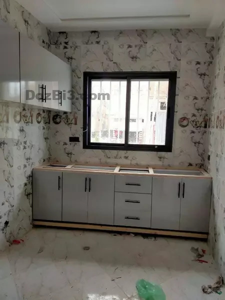 Appartement à vendre près de la mosquée Al-Ghufran
