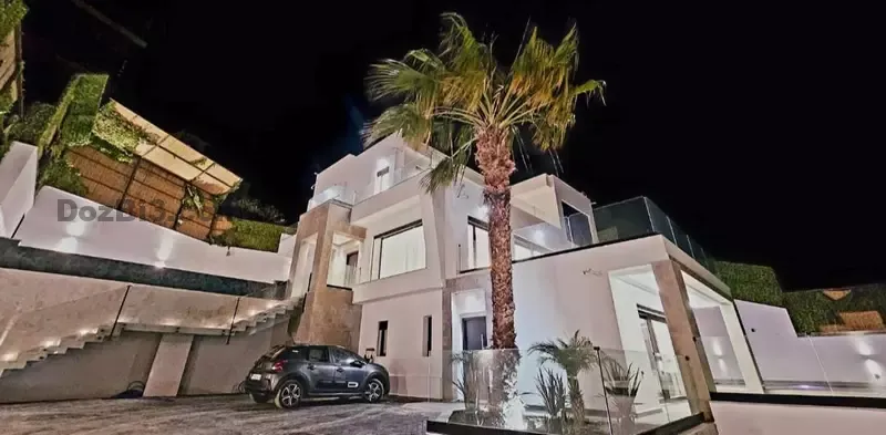 Luxueuse villa avec vue sur la mer quartier Al Manar