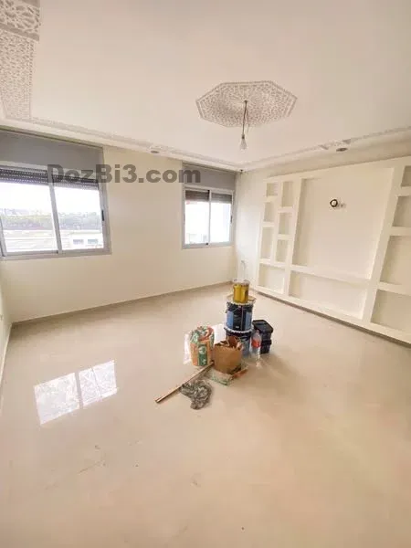 Jolie appartement sans vis a vis à vendre Av hassan 2