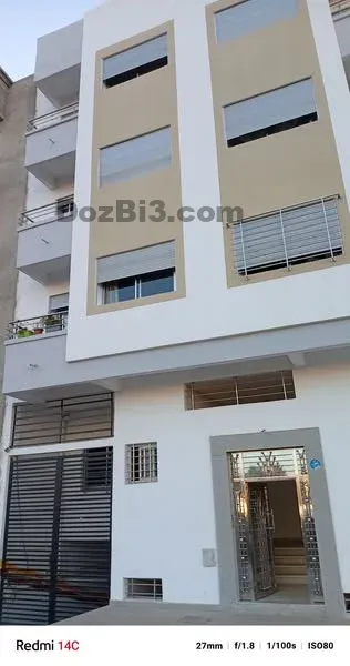 Appartement à vendre près de la rue Tariq bin Ziyad