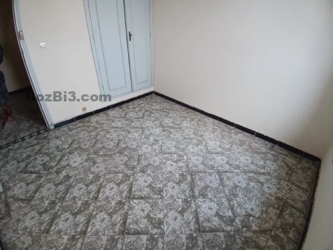 APPARTEMENT VIDE LOCATION LONGUE DURÉE PROCHE MACDO ROUTE CASA