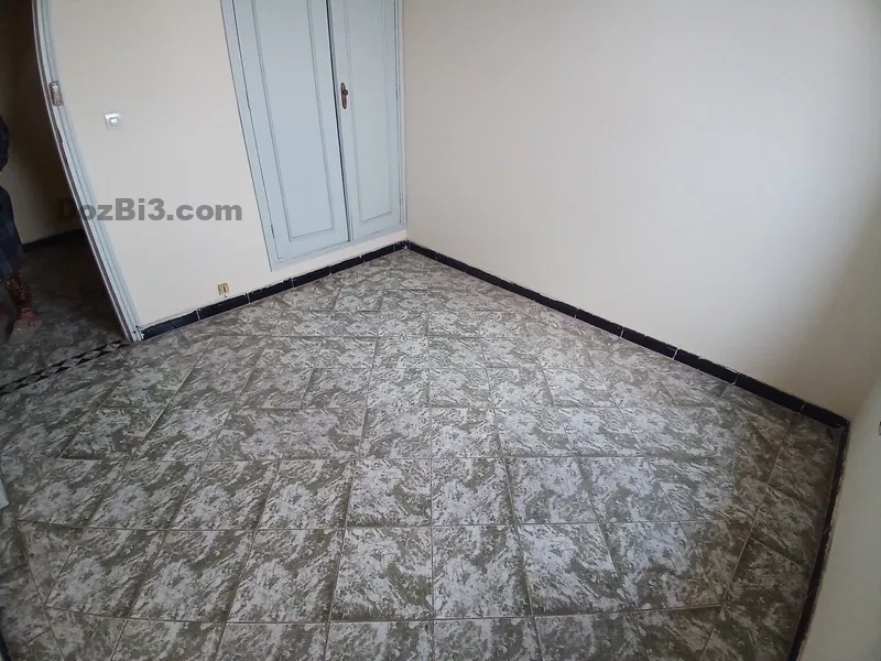 APPARTEMENT VIDE LOCATION LONGUE DURÉE PROCHE MACDO ROUTE CASA