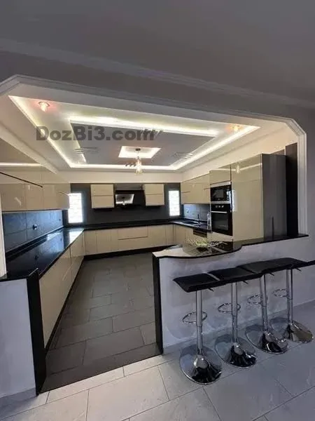 Villa à vendre à côté de Mimosa