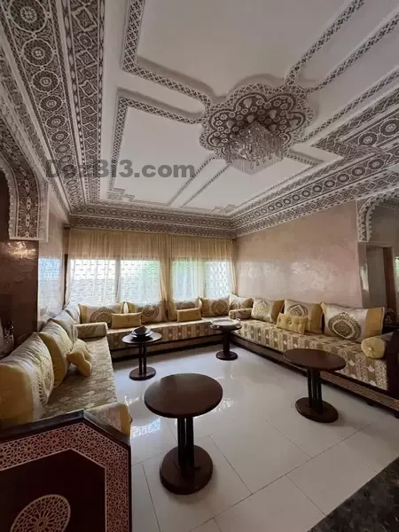 Villa à vendre à côté de Mimosa