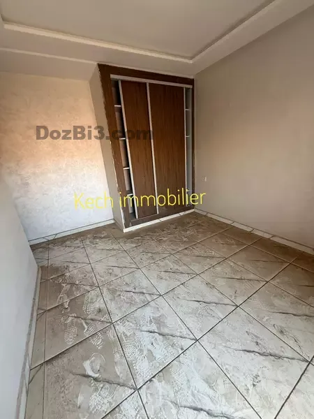 vendre appartement vide Hay Charaf
