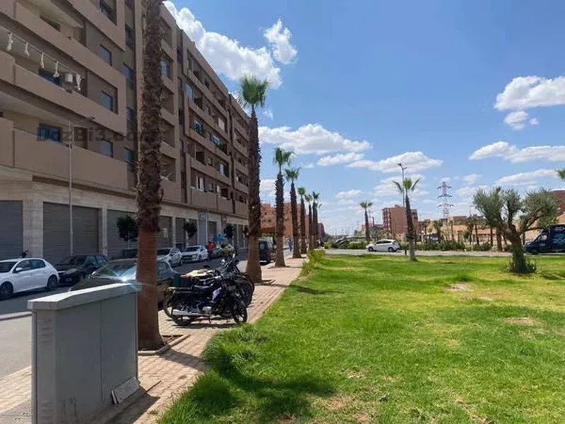 APPARTEMENT AVEC VUE PISCINE À MENARA GARDEN