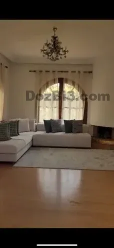 villa disponible pour la location habitation ou bureau Hay Riad