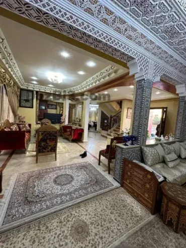 Villa de Luxe à Vendre Californie Bd Fès