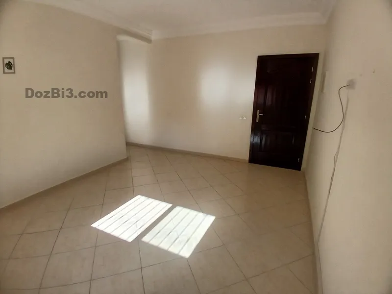 appartement vide à louer longue durée Mabrouka