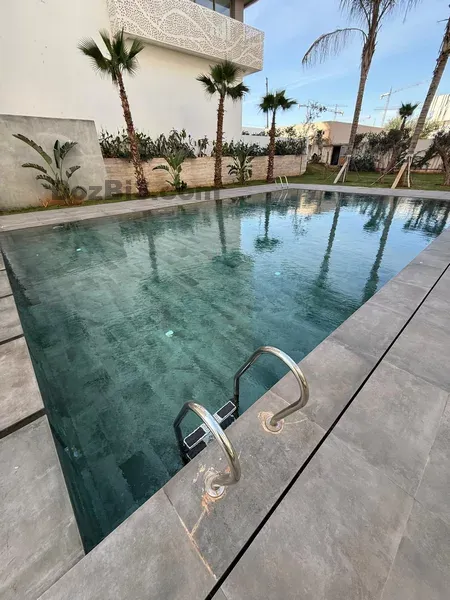 Appartement moderne à louer à CFC