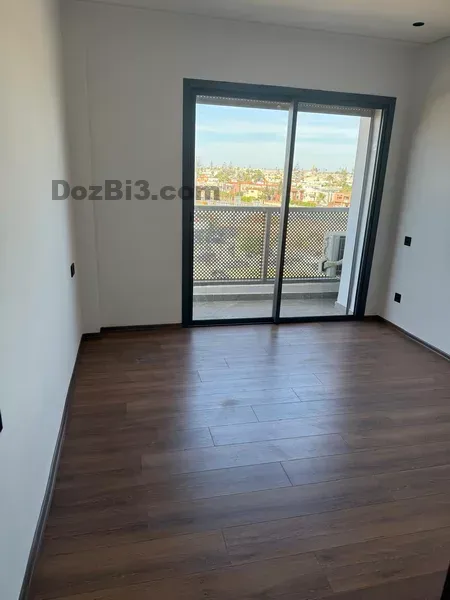 Appartement moderne à louer à CFC