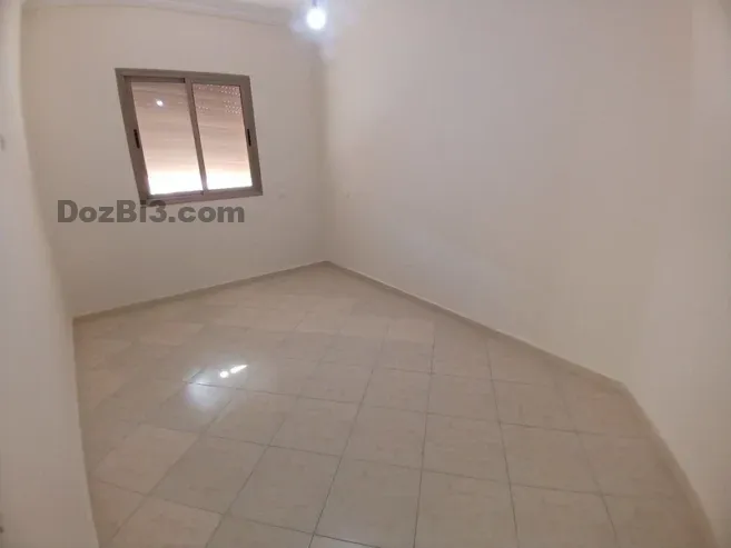 appartement vide à louer longue durée Mabrouka