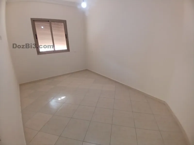 appartement vide à louer longue durée Mabrouka