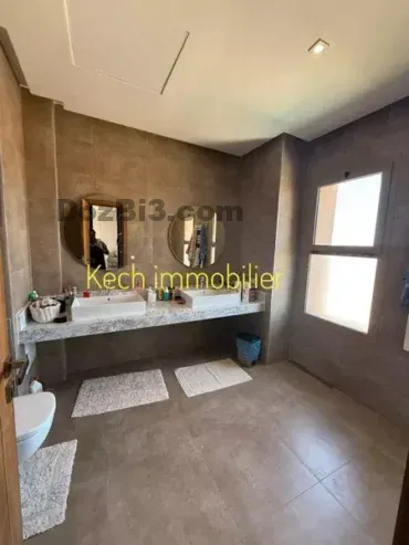 Belle villa à vendre Route Amzmiz