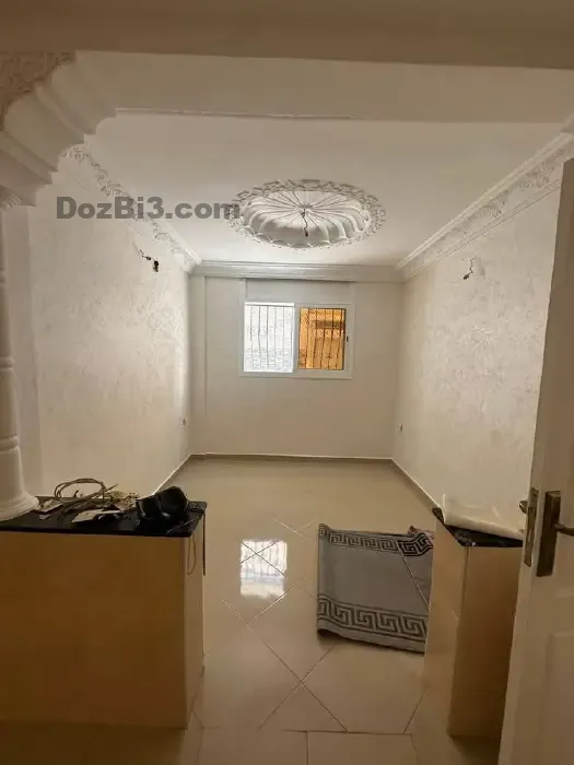 Appartement vide à louer Hay Houda