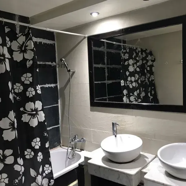 appartement meublé à louer longue durée à Islan