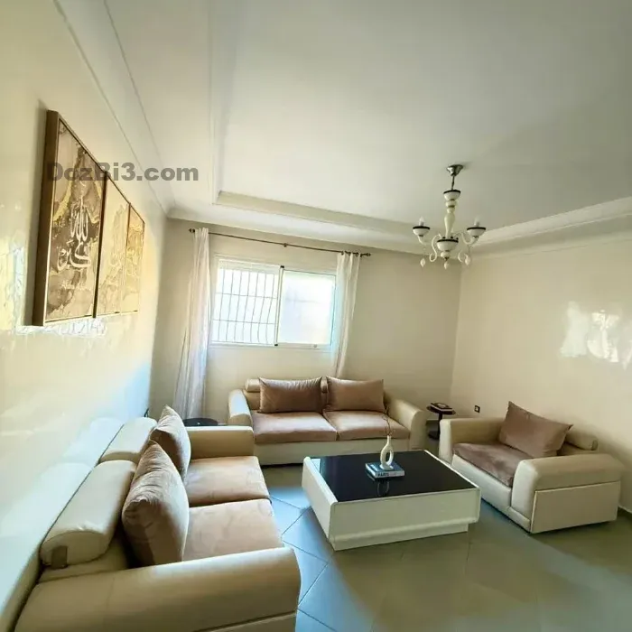 appartement meublé à louer longue durée Hay Salam