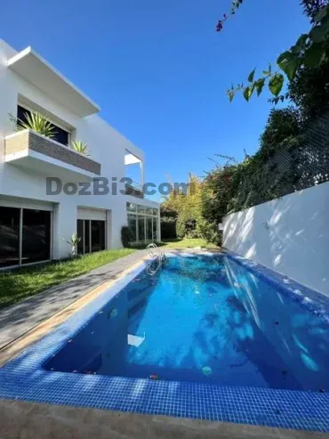 Villa d’exception à vendre Ain diab ( à 5min du Morocco mall )