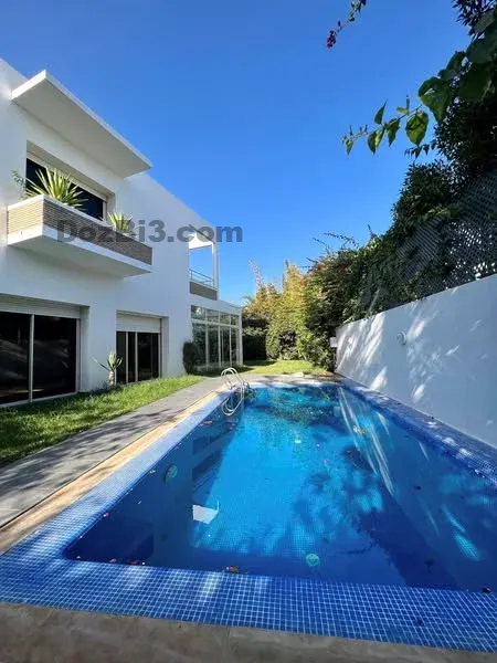 Villa d’exception à vendre Ain diab ( à 5min du Morocco mall )