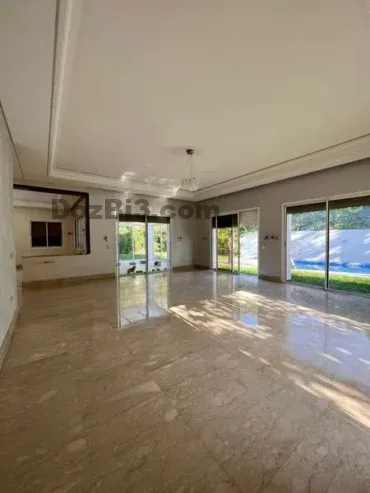 Villa d’exception à vendre Ain diab ( à 5min du Morocco mall )