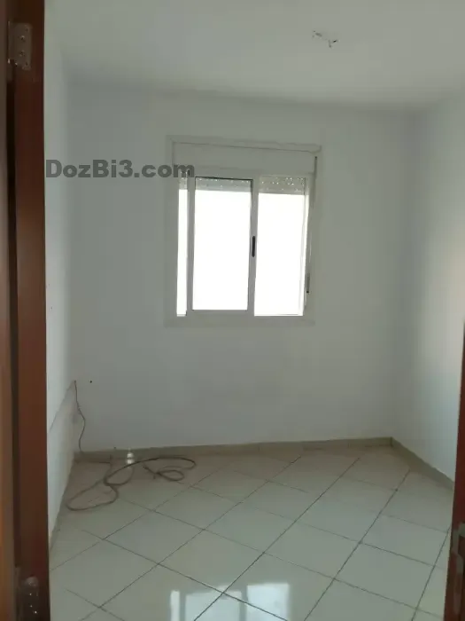 Appartement vide à louer à Montazah Jadid