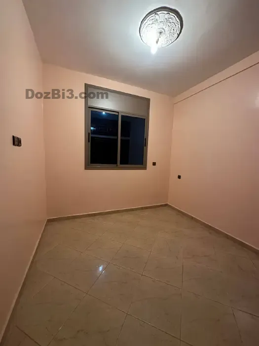 Appartement vide à louer quartier Al Wifaq